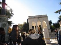Si arriva a Mausoleo Ossario