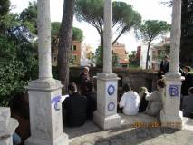 Sosta al tempietto: la storia della Villa e i racconti sull'antichità