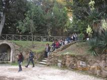 Visitato il sesto bastione a Villa Sciarra si scende dal 7° bastione