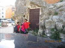 Si vuol vedere Villa Pamphilj e perciò si arriva al 3 giugno 1849: subito la palla di cannone nella roccia