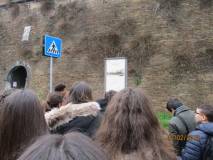 Si arriva all'ingresso di Villa Sciarra: il pannello delle BRECCE