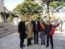 Si unisce al gruppo che vuole la manifestazione pubblica di Roma anche Giuseppe Garibaldi della Società Mutuo Soccorso G. Garibaldi, affidataria morale del Mausoleo