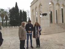 In foto Roberto Cerulli, Marco Valerio Solìa, Noemi Grimaldi, guide al Mausoleo dal mattino insieme a Emanuela Mariani e Agostino Bistarelli. BRAVI