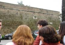 Alle brecce del VII bastione. Ma le vogliamo vedere queste mattonelle bianche... o no?