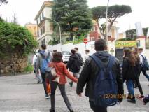 Si esce da Villa Sciarra per salire all'ottavo bastione
