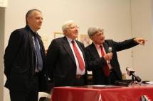 Enrico Luciani segnala a Vittorio Emiliani un manifesto con i trascorsi del 1999 e il suo apporto all'Associazione insieme a Gigi Magni