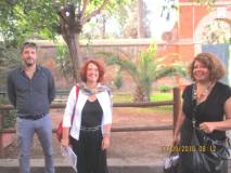 Arriva la prof.ssa M.Grazia Orfei con il prof. Gianluca Versaci (a sinistra), accolti da Daniela Donghia