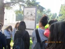 La classe IV E al Mausoleo