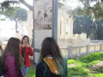 Il pannello al Mausoleo Ossario