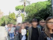 I ragazzi fanno in tempo a vedere anche il monumento di Ciceruacchio