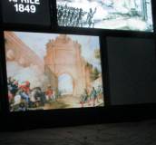 Anche la sala dell’Assedio sollecita la curiosità dei ragazzi. Tutto bene…