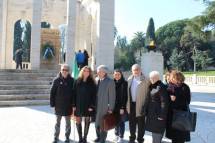 Da sinistra: Massimo Capoccetti, Mara Minasi, Enrico Luciani, Mariapaola, Roberto Cerulli, Ivana Colletta, Giovanna… sempre dietro, Daniela Donghia
