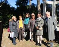 Foto di gruppo prima di lasciare Villa Sciarra: le proff. Mirella Venditti, Anna Campo, Caterina Dolce, Elena Facchin con Capoccetti e Luciani