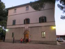 Lasciamo Palazzo Guelfi
