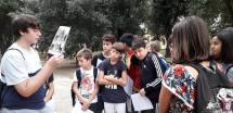 Un ragazzo legge “l’Esercito della Repubblica romana”