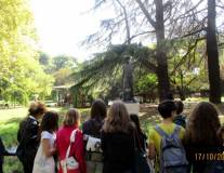 Prima dello sparo del cannone si visita il Parco degli Eroi: un saluto al busto di Righetto