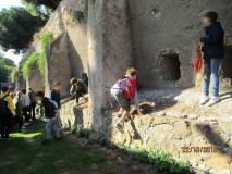 Gli alunni salgono, nel vero senso della parola, sull'ottavo bastione