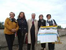 In foto, da sinistra: Ines Pietracci, Noemi Grimaldi, Enrico Luciani, Giovanna De Luca, Anna M. Cerioni