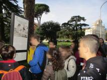 Subito si legge un altro pannello al Mausoleo Caduti per Roma