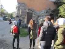 Alla ricerca della palla di cannone: sulla sinistra Casale Giacometti ora ristorante Scarpone