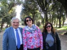 Enrico Luciani con la prof.ssa Martina Micillo e Veronica Formica
