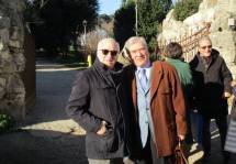 Ma tra gli amici di Massimo anche Tonino Cutuli, che incontra Enrico Luciani: ..eravamo dirigenti Enel