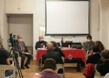 I partecipanti assai attenti seguono i relatori: nell’immagine parla il prof. Monsagrati