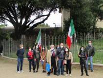 La visita è finita… Tanti saluti, auguriamo un prossimo appuntamento centenario, come i lecci di Nino Costa.
