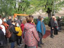 Abbastanza presente il pubblico: in prima fila Anna Vincenzoni