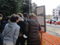 Il gruppo arriva a Villa Sciarra, alle brecce, da dove i francesi entrarono nelle mura