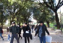 Roberto Calabria con la prof.ssa Adelia D’Annessa e Giovanni Di Mauro di ritorno dall’Arco dei Quattro Venti